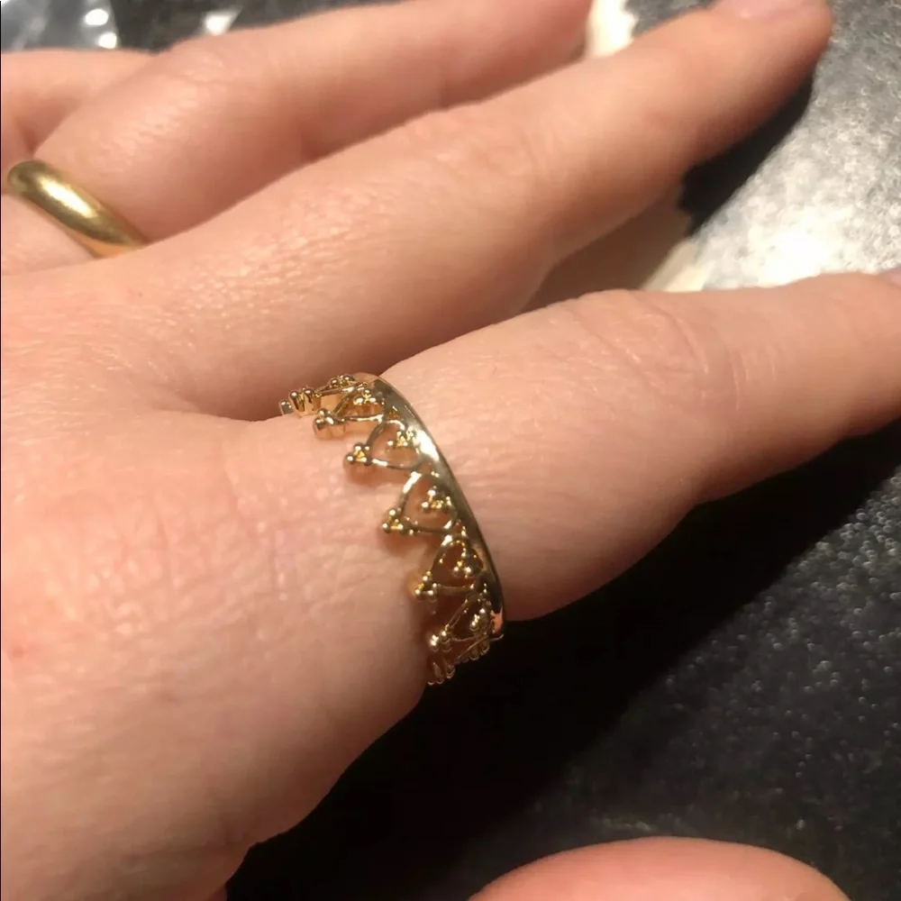 New Women’s Yellow Gold Plated Princess Crown Ring - Picture 2 of 2